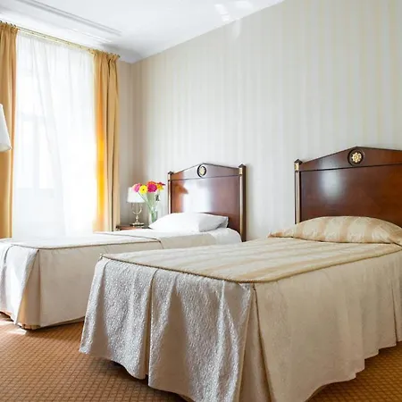 Optima Collection Podil Plaza Hotel 4*