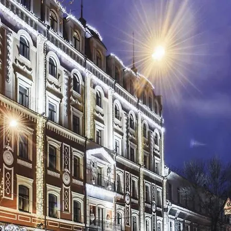 Optima Collection Podil Plaza Hotel 4*