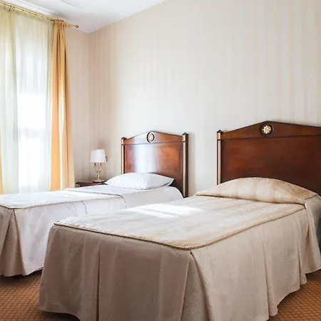 Optima Collection Podil Plaza Hotel