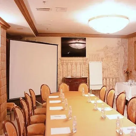 Optima Collection Podil Plaza Hotel