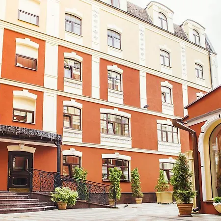 Optima Collection Podil Plaza Hotel