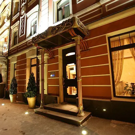 Optima Collection Podil Plaza 4* Kiev